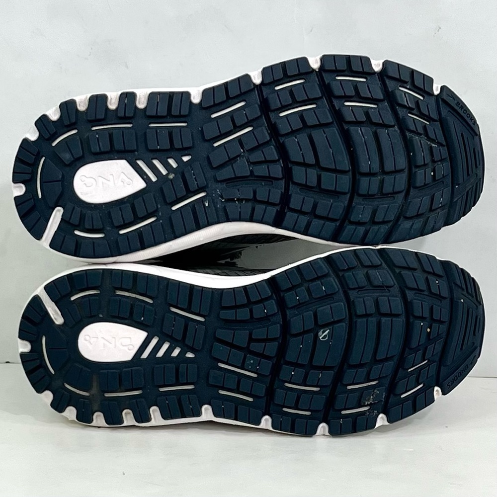 Brooks Women’s Addiction GTS 15 Running Shoes - Picture 7 of 8